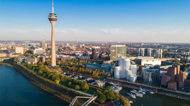 Dusseldorf, cruceros en alemania