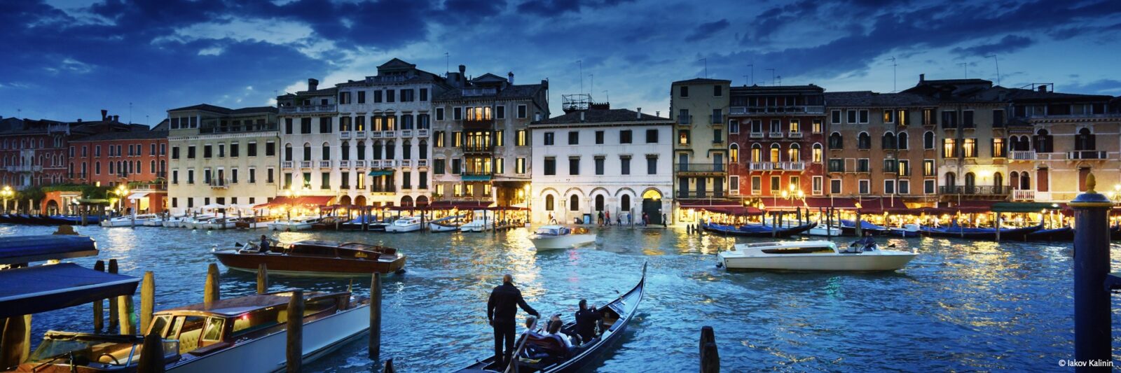 Escala del crucero Navidad en Venecia y su laguna en VENECIA RIVA SETE MARTIRI