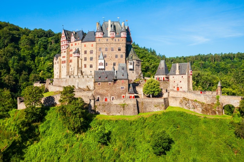 Castillo De Eltz