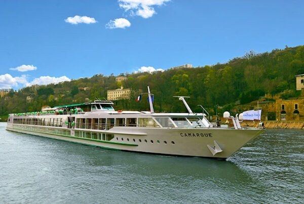 ¡Reserva un crucero por el Ródano y ven a conocer Francia!