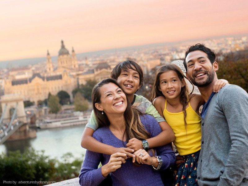 Niños y cruceros fluviales