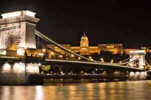 Noche folclórica en Budapest