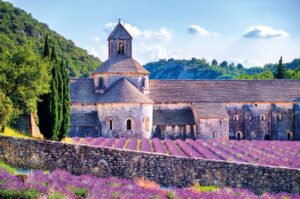 Gordes y la abadía de Sénanque