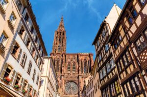 Visita de Estrasburgo en barco de excursión y su catedral