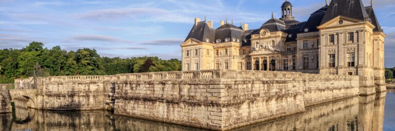 SNP_AIPP – Francia Medieval, Romance en Fontainebleau y París
