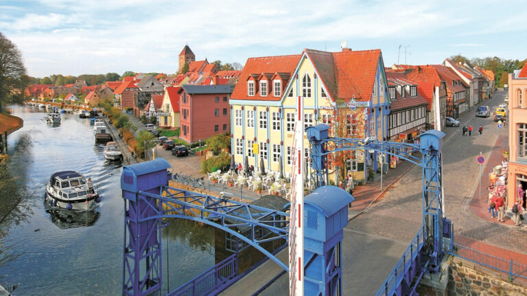 barco alquiler Fürstenberg alemania