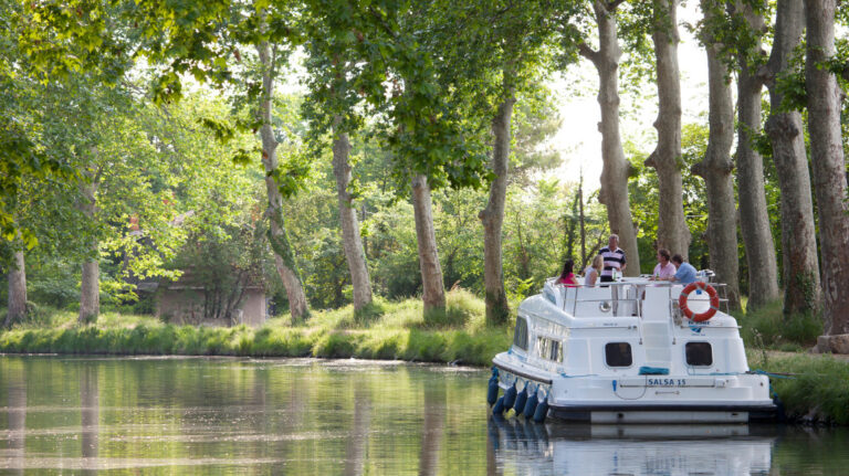 Port Cassafières Trèbes Canal del Midi Francia Barco de alquiler