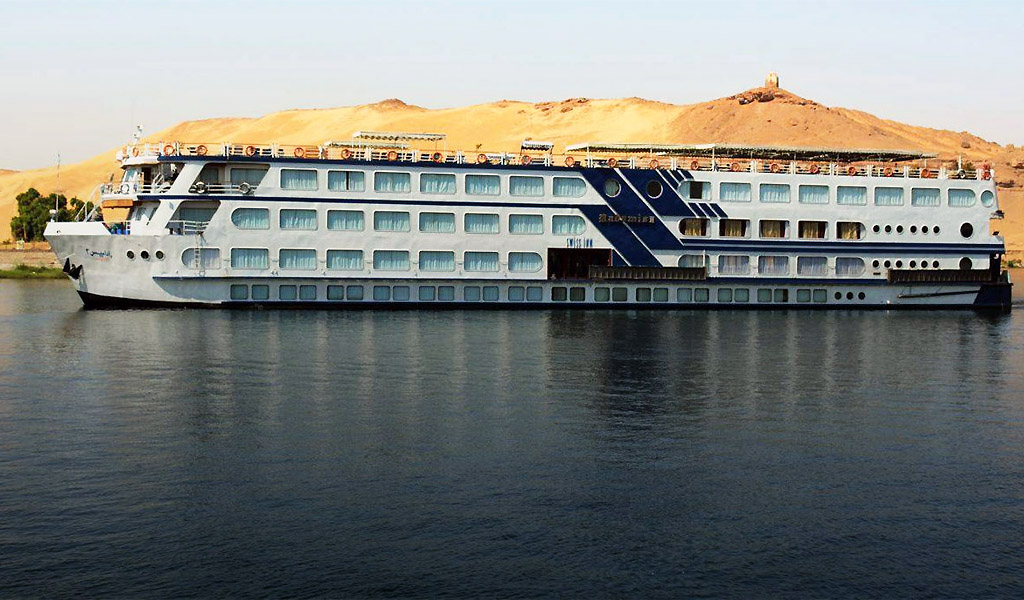 Barcos Fluviales por el Nilo