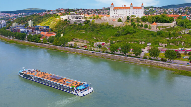 Barco Fluvial AmaMagna