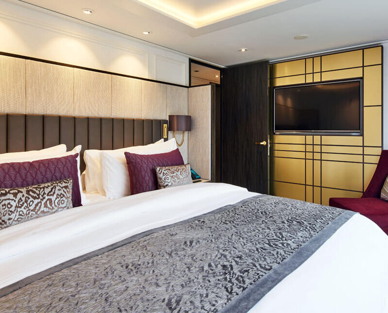 Owner Suite Riverside Ravel