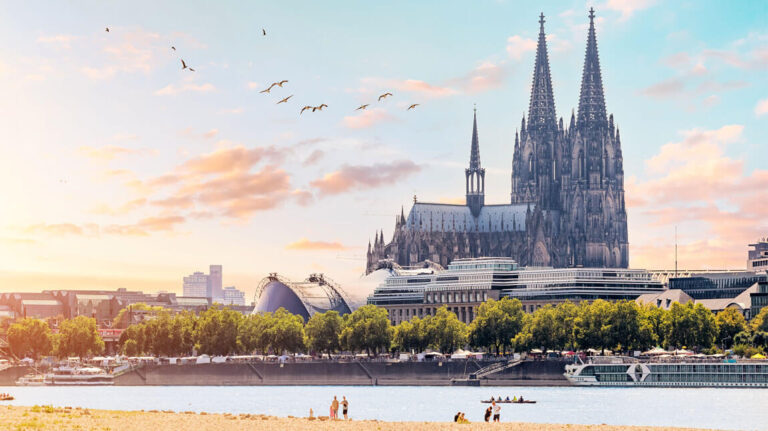 Colonia, vista de la catedral