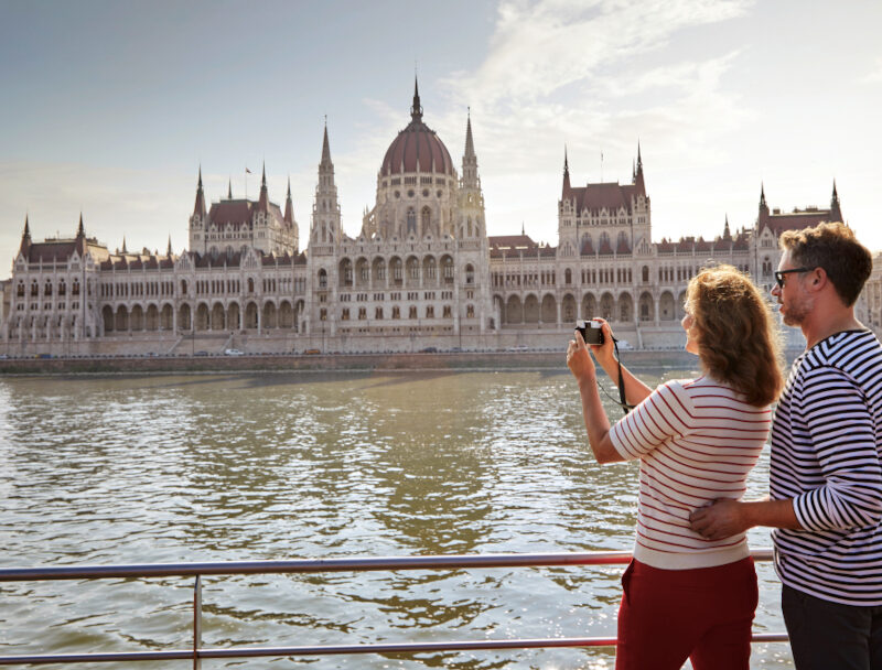 Pareja en Donau Budapest