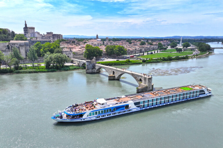 Barco exterior Viva voyage