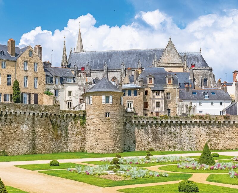 La auténtica Bretaña, el Loira y sus castillos, una herencia real – NSB_PP