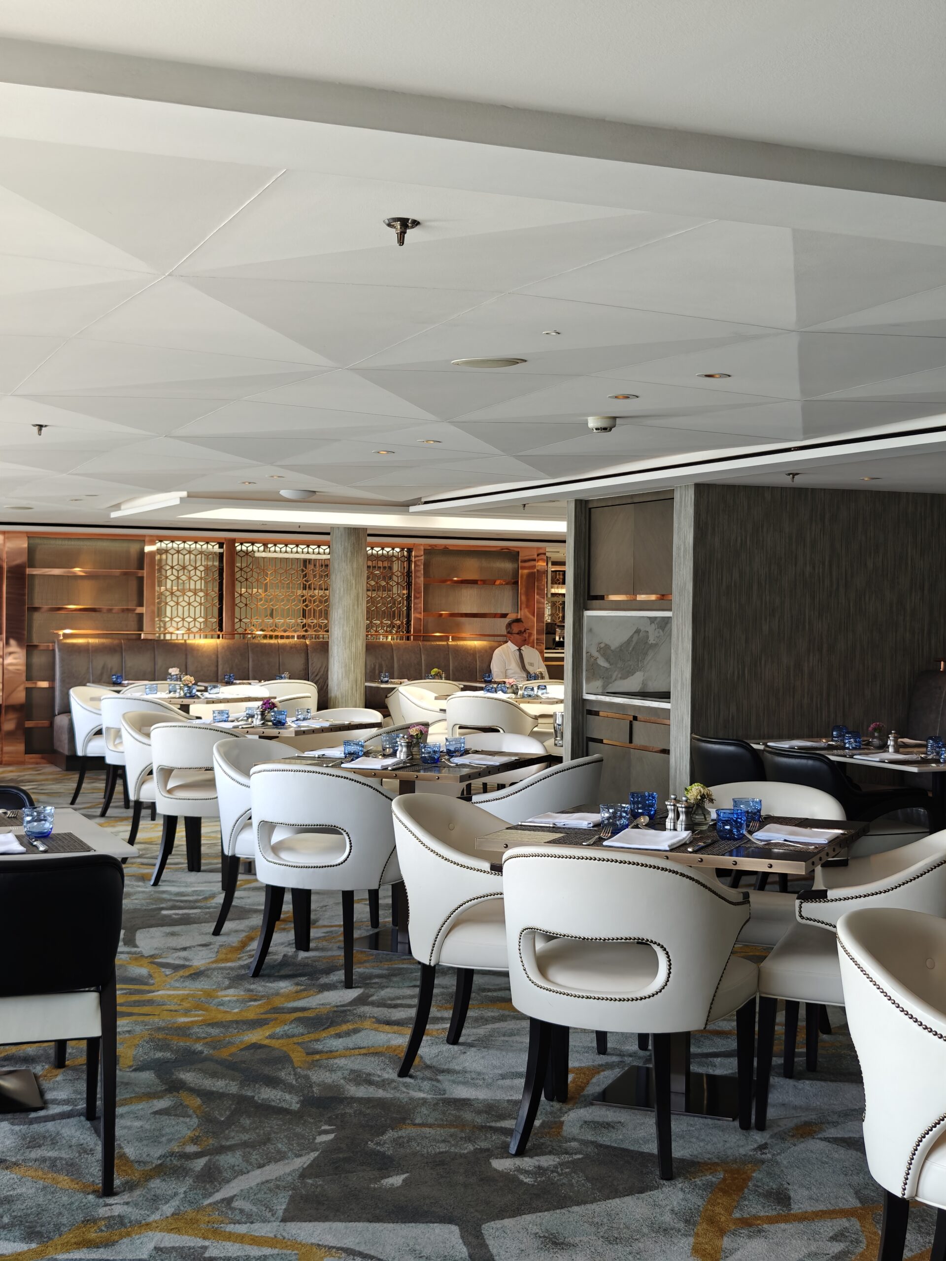 Experiencia gastronómica a bordo de los cruceros Riverside Luxury Cruises