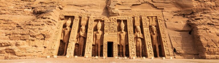 Barcos Fluviales por el Nilo