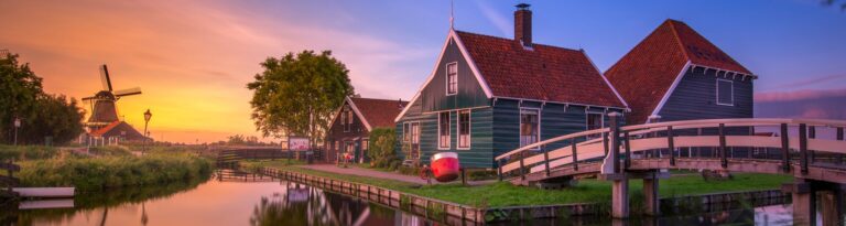 Crucero de Año Nuevo: Destellos y Luces en el Rin Entre Estrasburgo y Ámsterdam – NOB_NOUV