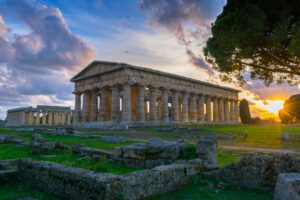 Paestum y visita a una granja de mozzarella de búfala